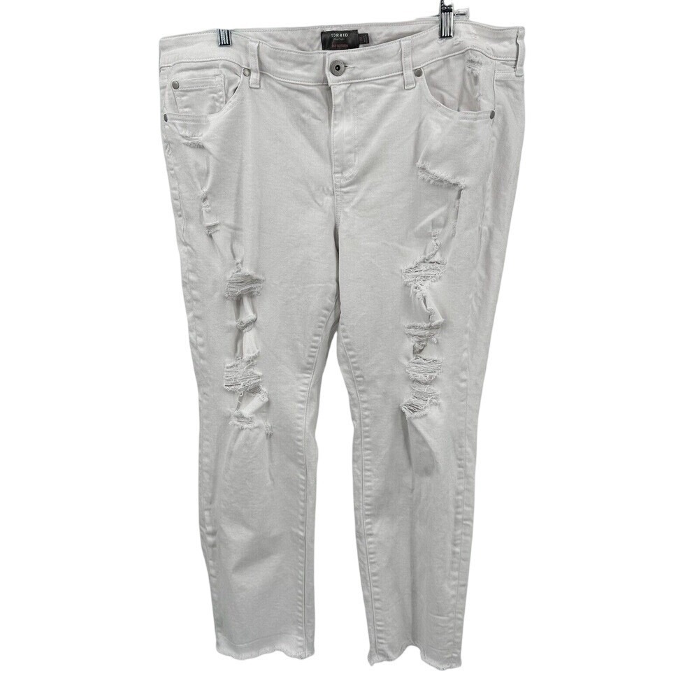 Torrid White Distressed Crop Boyfriend Jeans Vintage Stretch 20 Grunge Revival